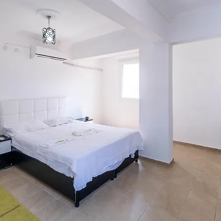 Lovely House Near Beach With Backyard In * 费特希耶