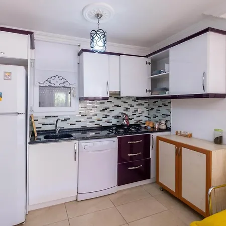 Lovely House Near Beach With Backyard In Daire *